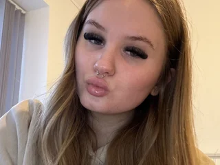 CuteBritishMimi